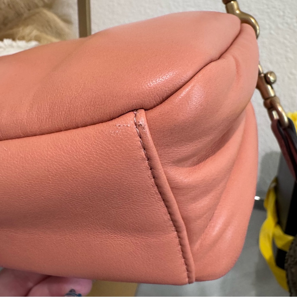 COACH 1941 Coral Pillow Tabby 26 Large - Very Good Condition - Picture 8 of 16